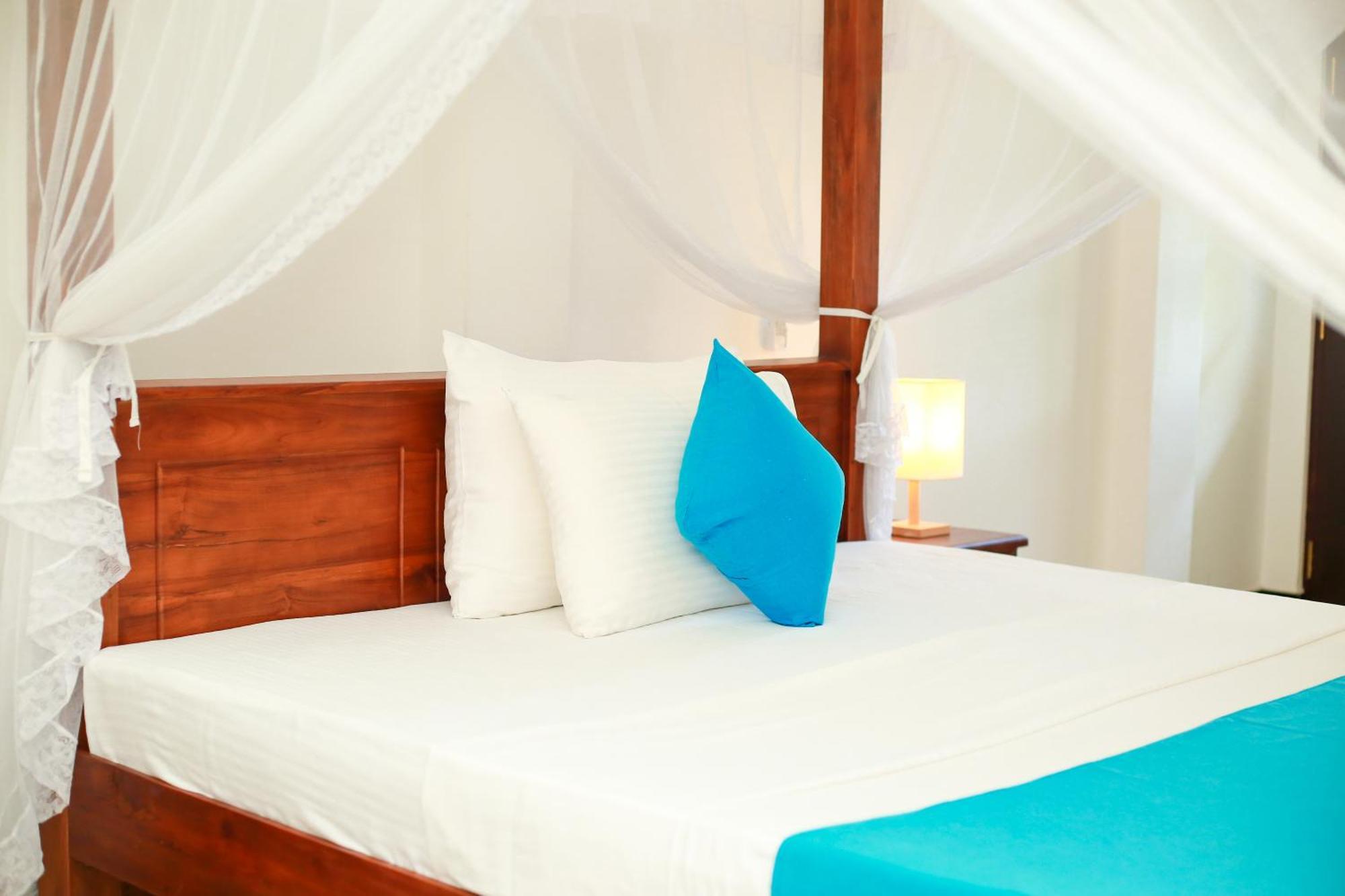 Hotel The Blue Haze Weligama Exterior foto