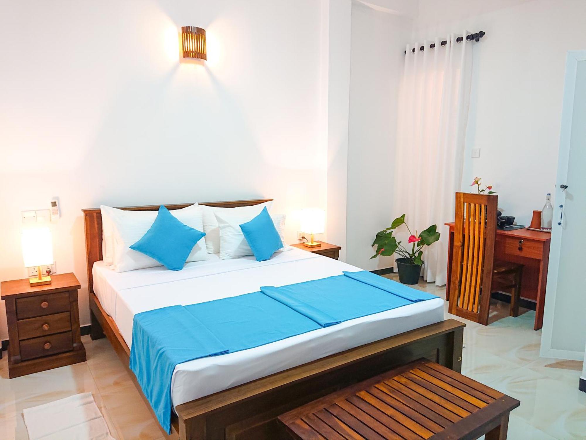 Hotel The Blue Haze Weligama Exterior foto